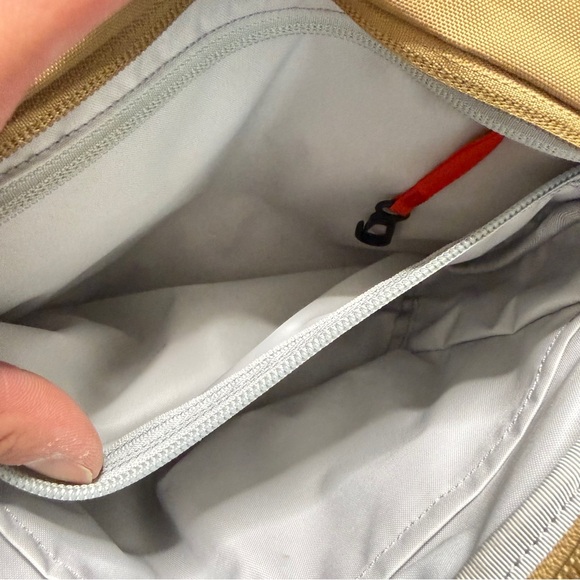 Sold - Picture 6 of 11